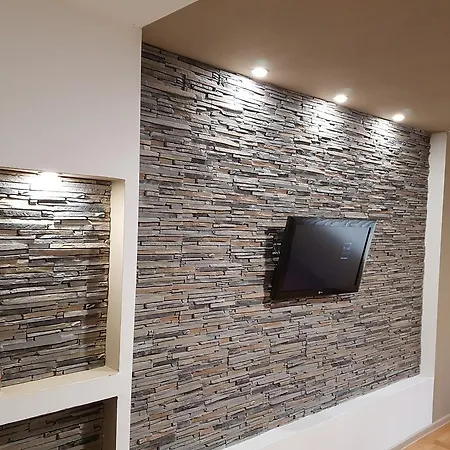 Woodstone Apartment Ploiesti